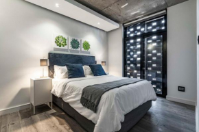 409 The Signature, De Waterkant